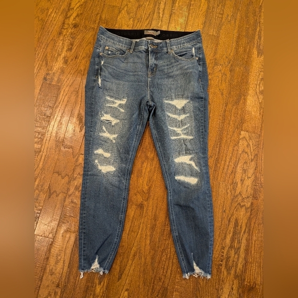 Bombshell Skinny Premium Stretch High-Rise Destructed Jean plus size 16 - Picture 8 of 15